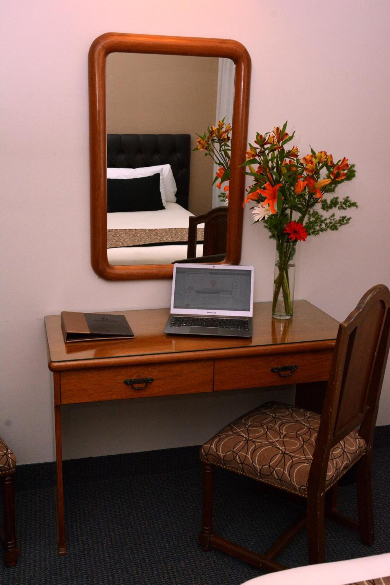 Centuria Hotel Buenos Aires Bilik gambar